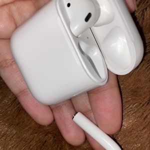 Apple airpods